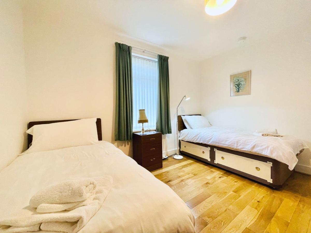 Villa Millerston House Glasgow Esterno foto