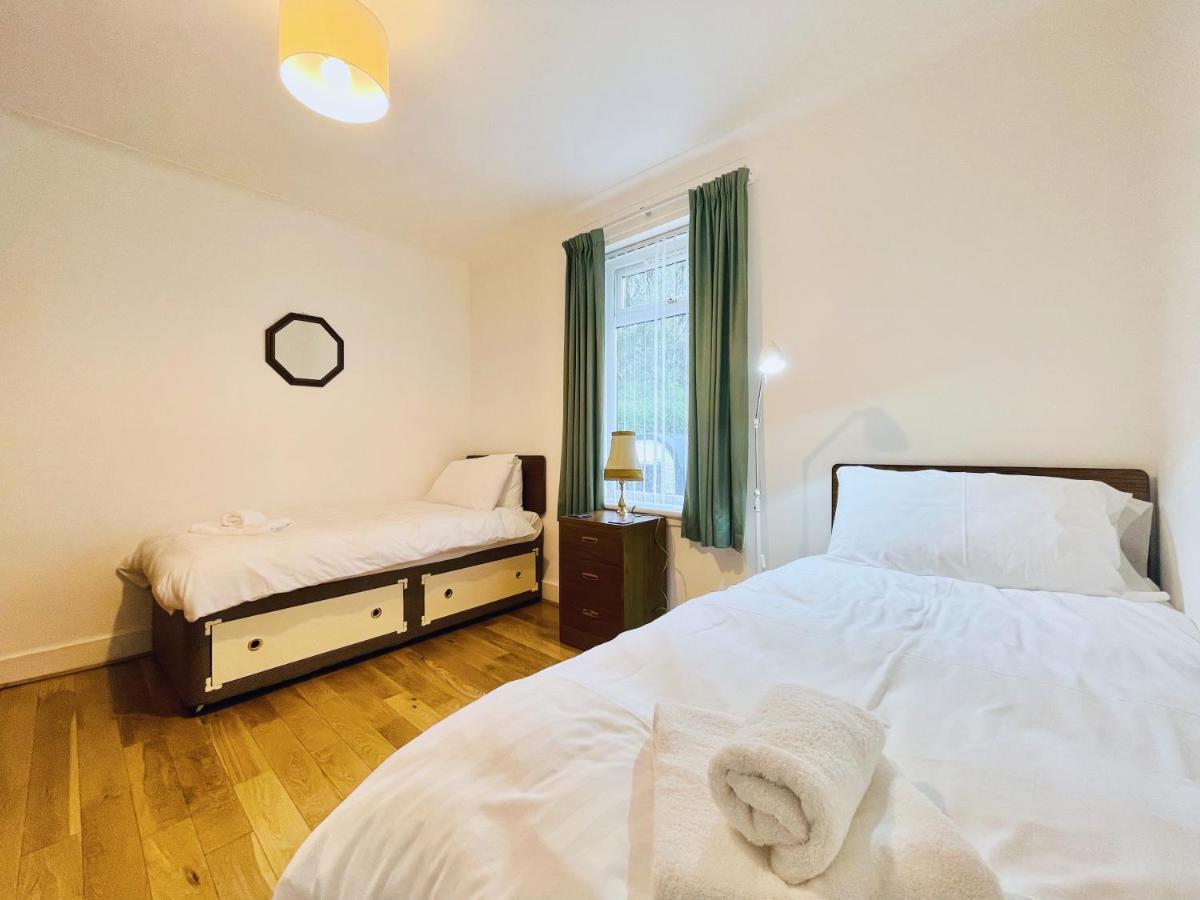 Villa Millerston House Glasgow Esterno foto