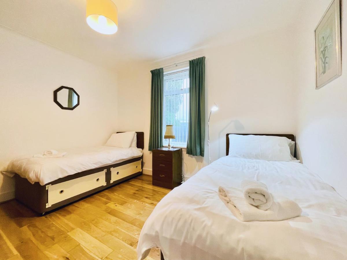 Villa Millerston House Glasgow Esterno foto